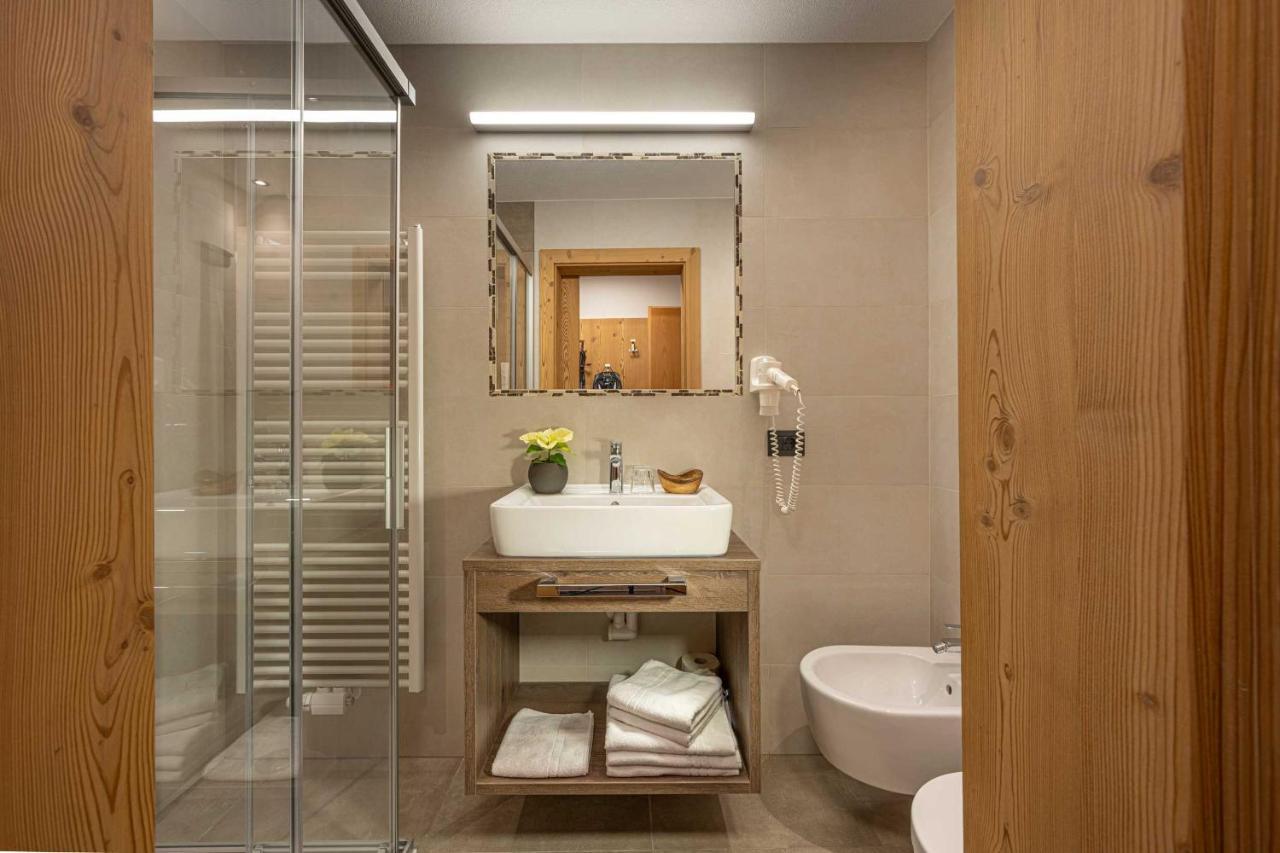 Olang Almhotel Lenz מראה חיצוני תמונה