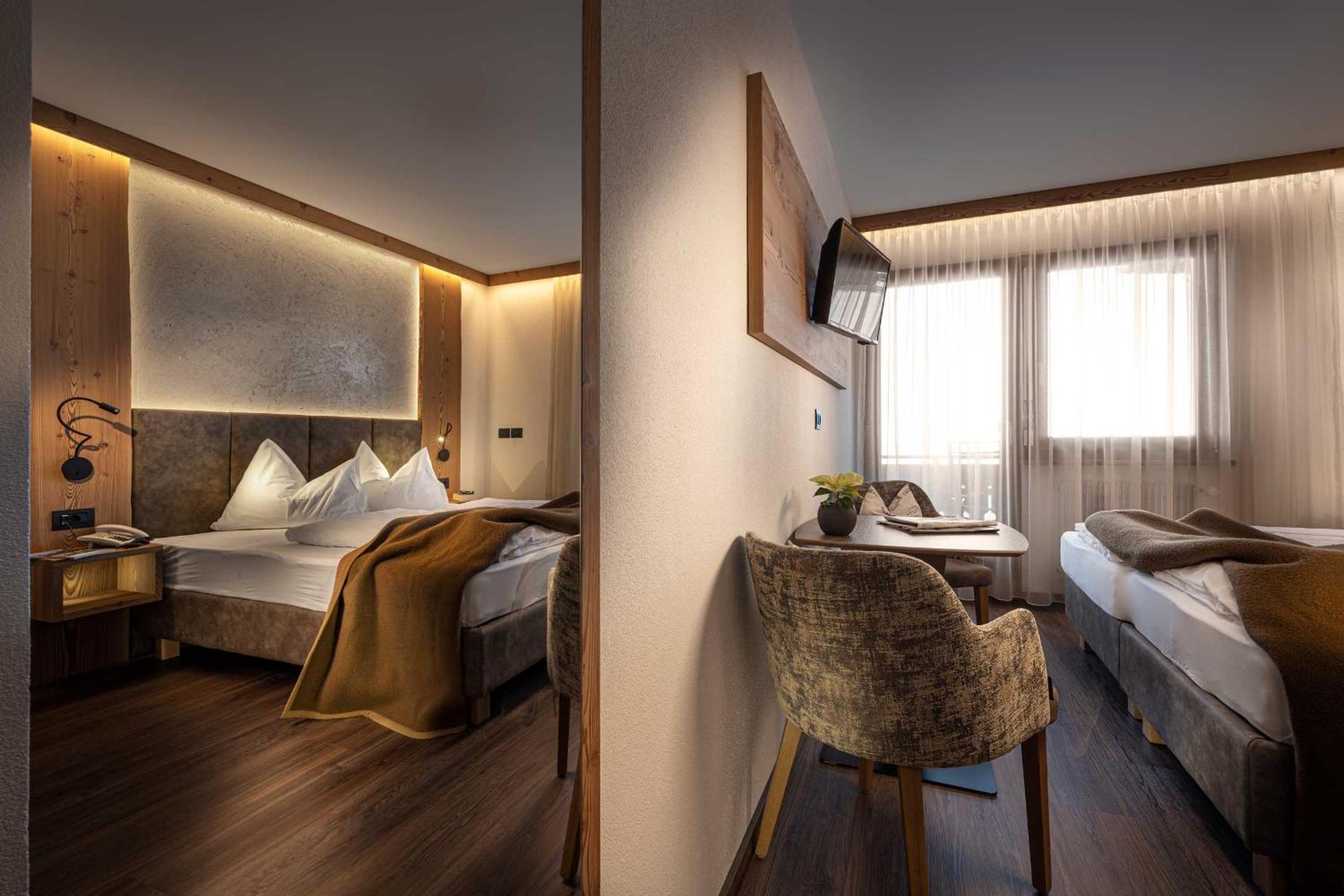 Olang Almhotel Lenz מראה חיצוני תמונה