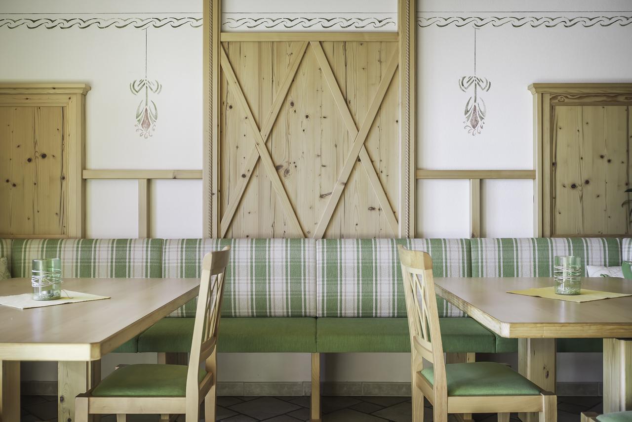 Olang Almhotel Lenz מראה חיצוני תמונה